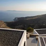 G Y In Tinos Villa