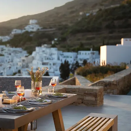 빌라 G Y In Tinos Kardhianí